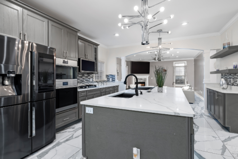 Có Nên Sử Dụng Bàn Đảo Bếp Cho Chung Cư?