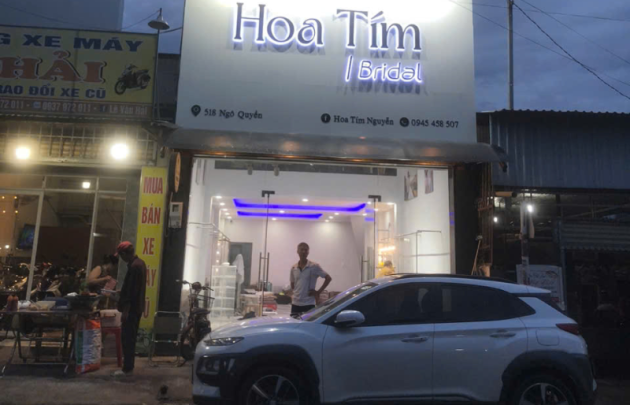 Bảng giá thi công nhà 2 tầng lửng – Studio áo cưới kết hợp nhà ở